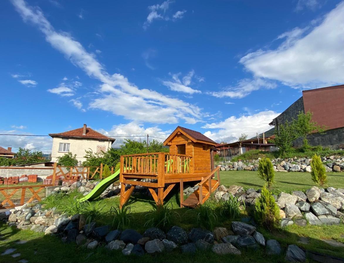 Hotel Тихият Кът Sapareva Banya Exterior foto