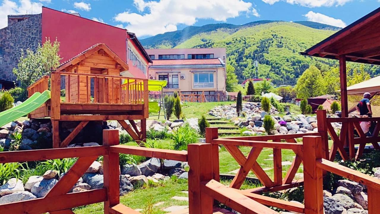 Hotel Тихият Кът Sapareva Banya Exterior foto
